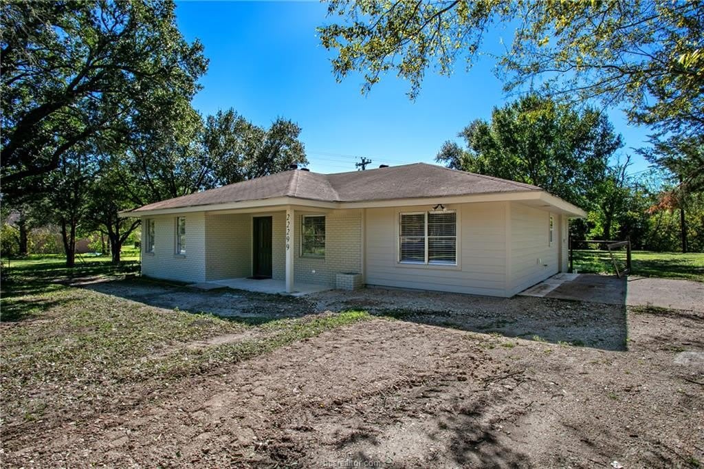 22299 Fm 39 – photo 1 of 26