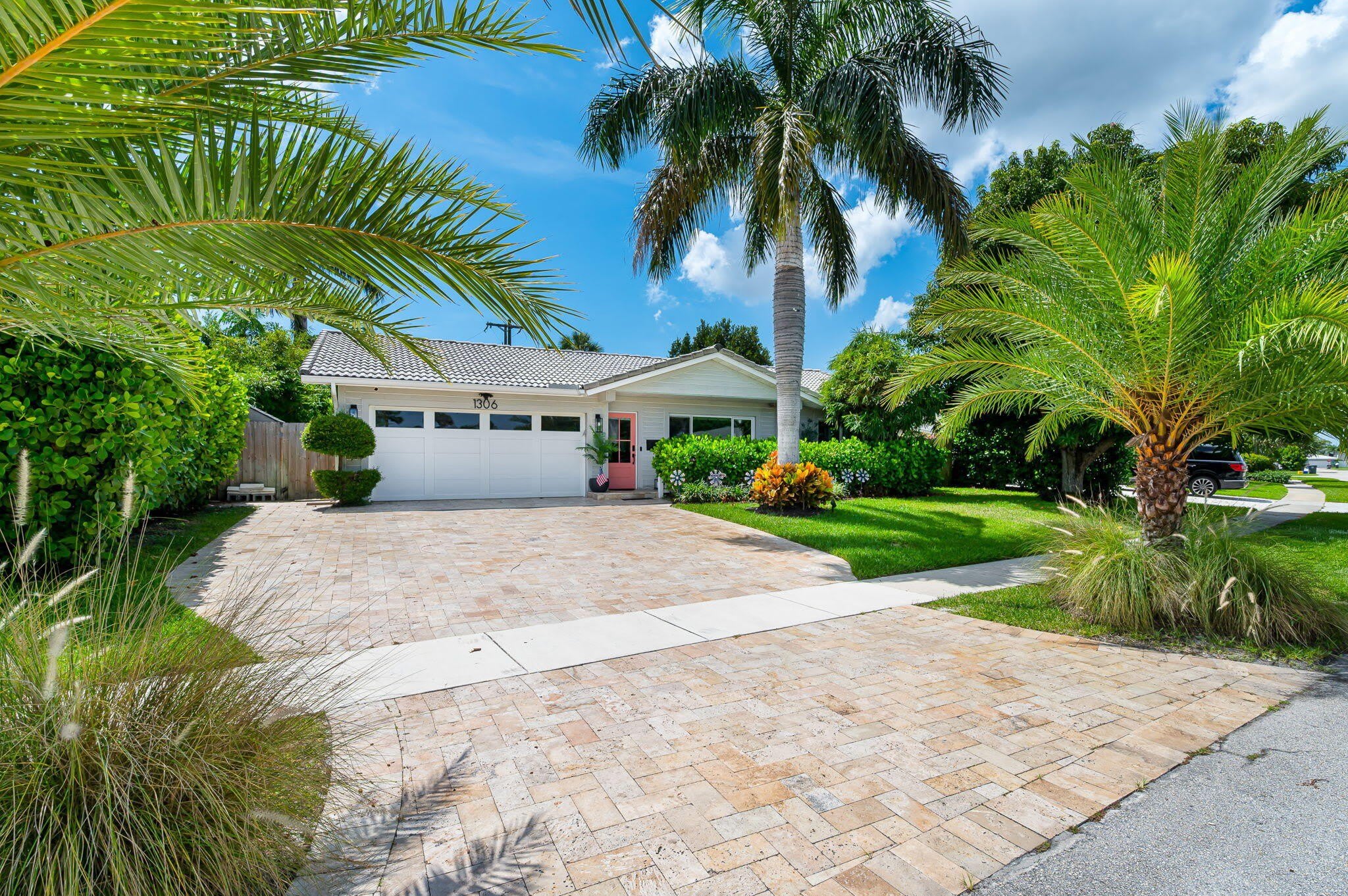 1306 SW 14th Avenue – photo 1