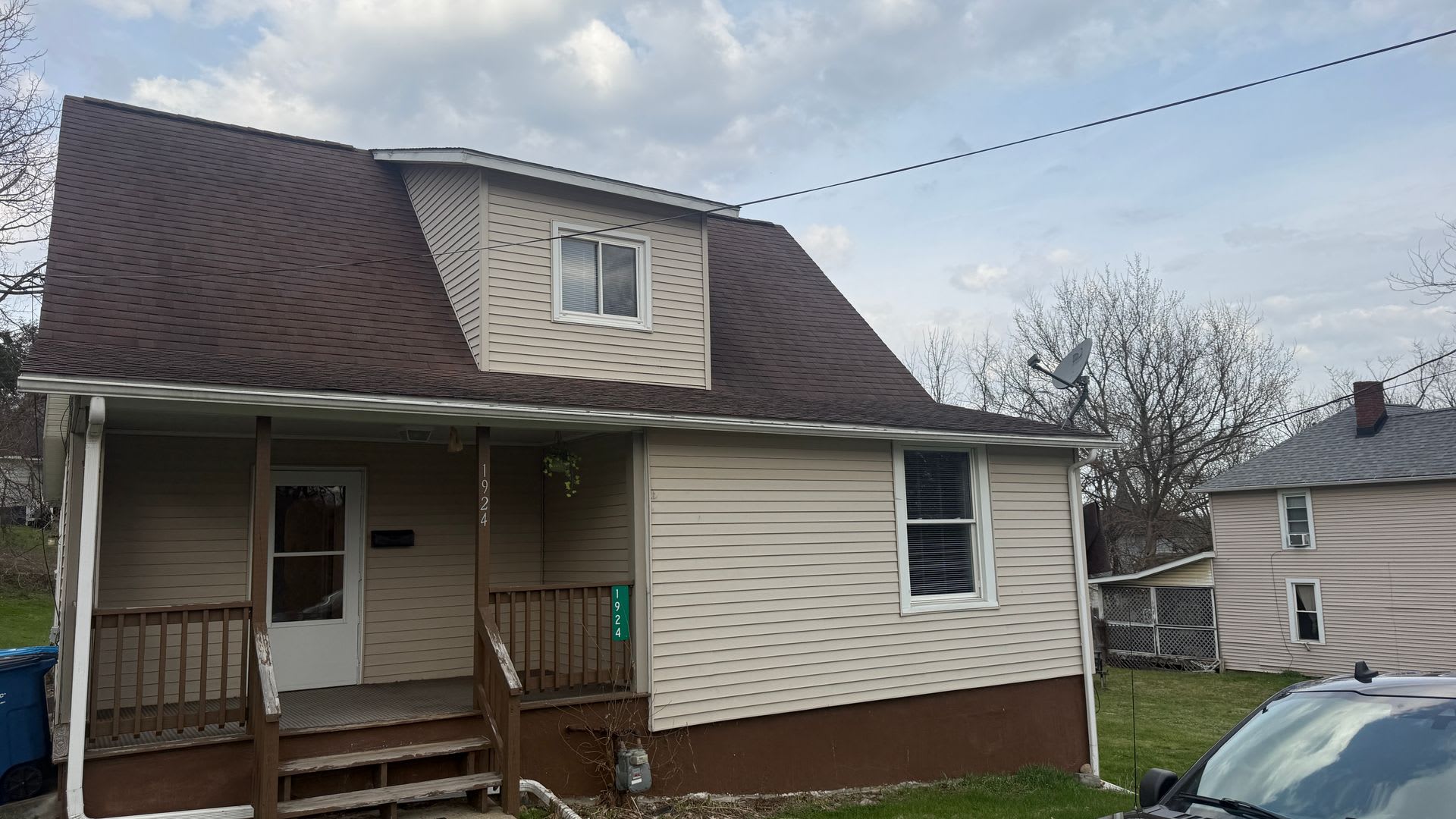 Large 4 bedroom single family home ready now! – photo 1 of 14
