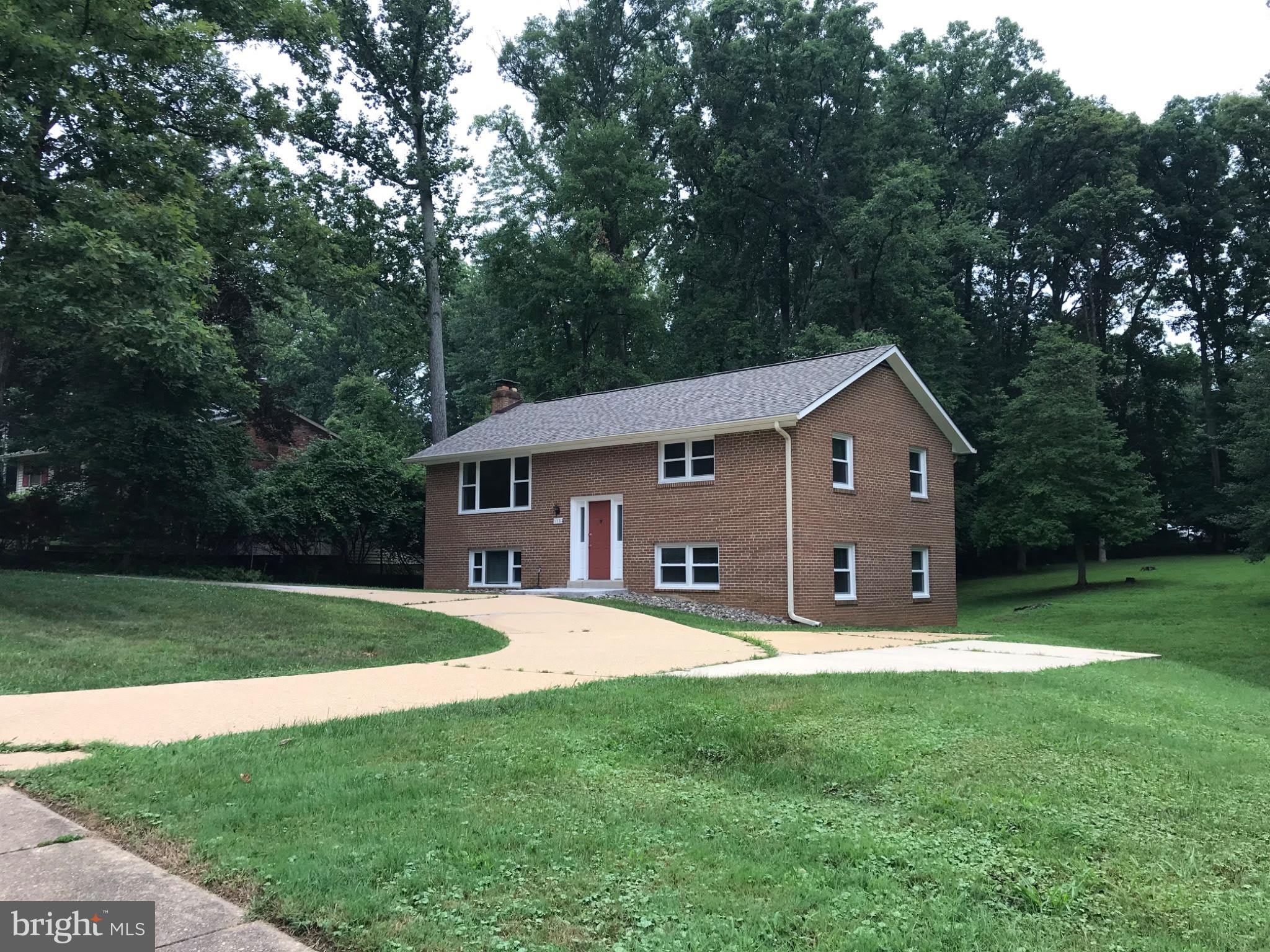 113 KINGSLEY Road SW – photo 1