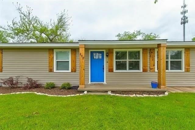230 Davis Avenue – photo 1 of 27