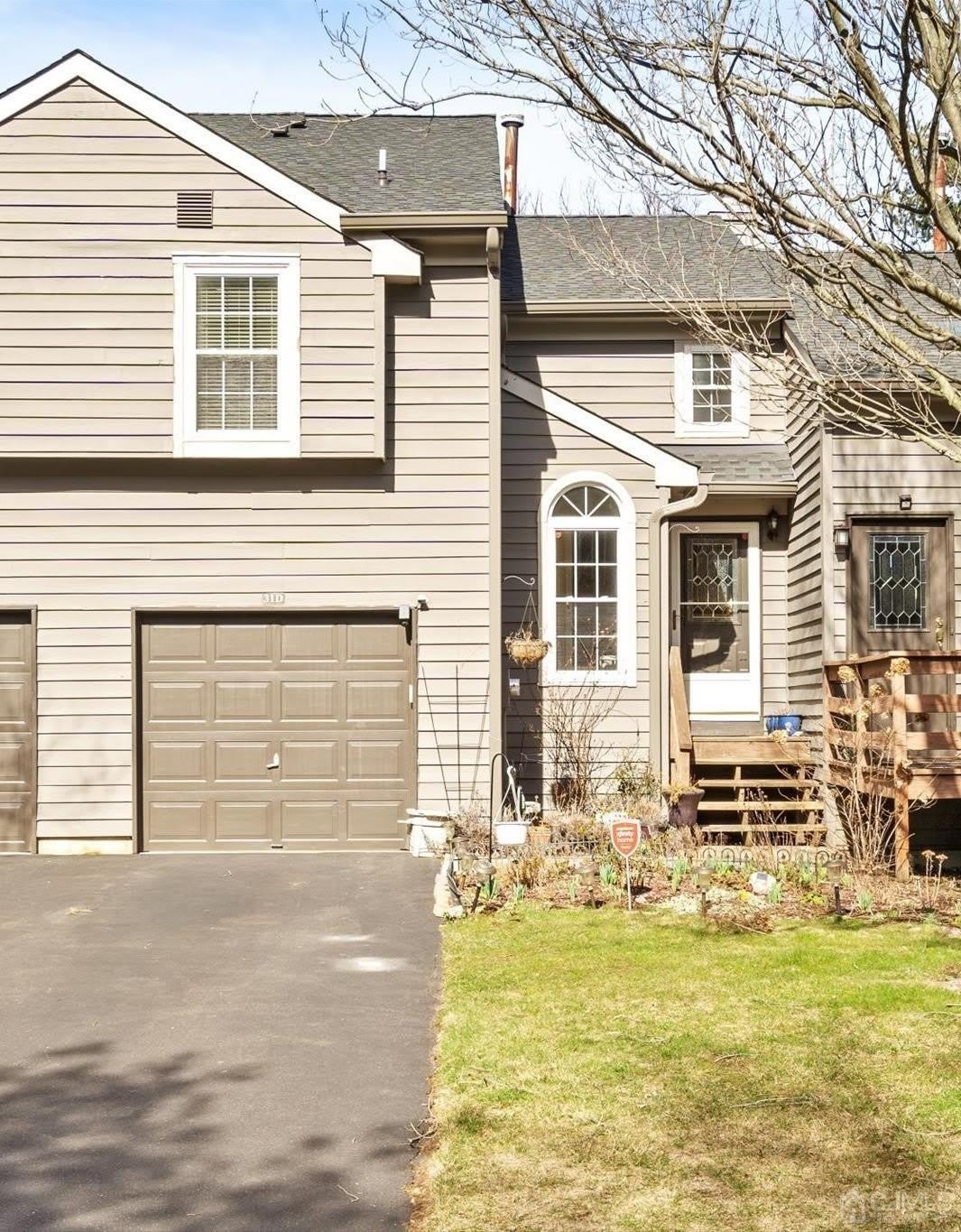 31 D Chicopee Drive – photo 1