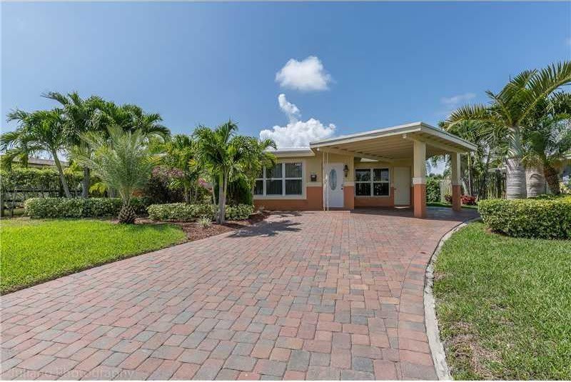 160 SE 12th Street – photo 1