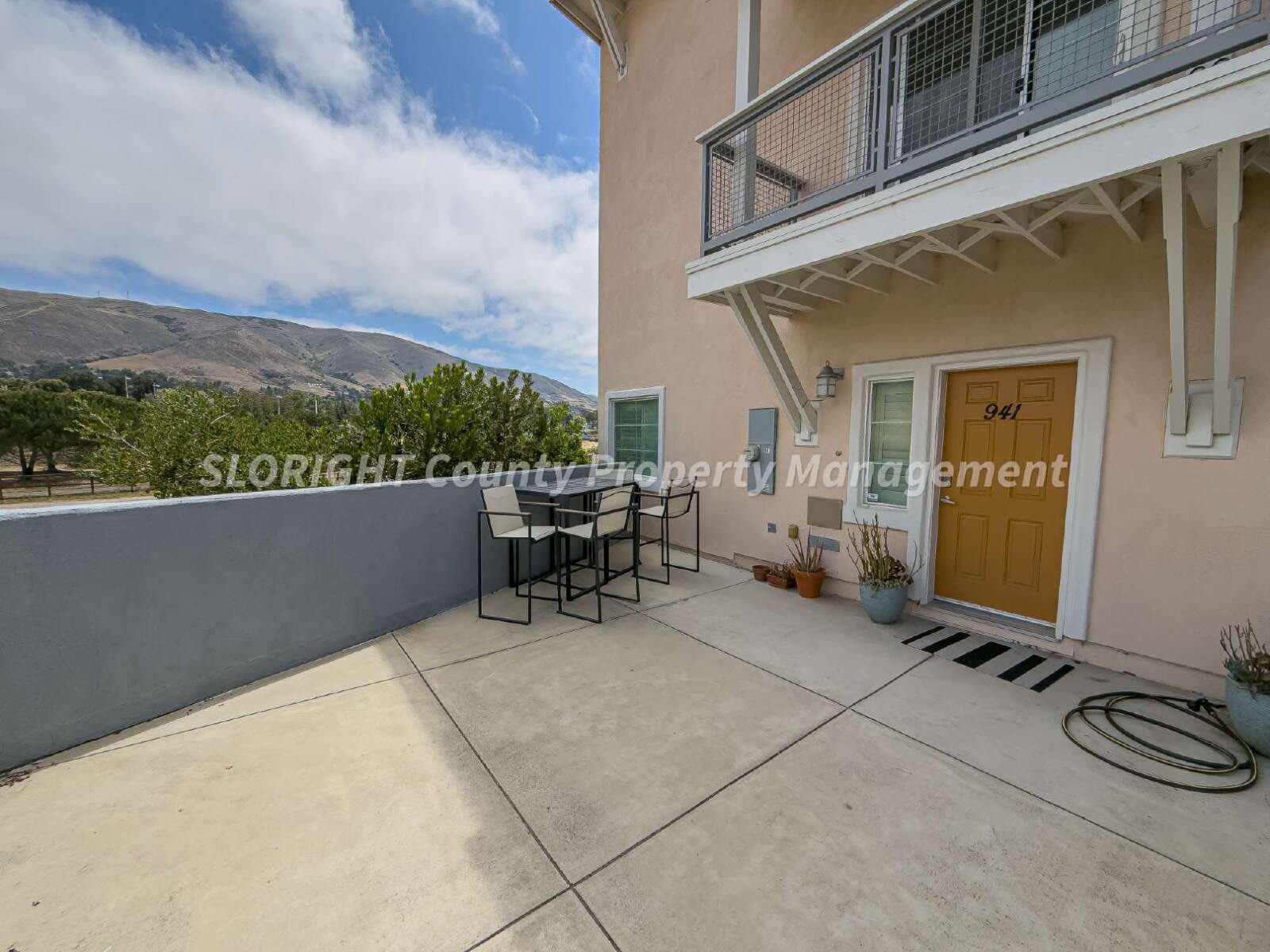 941 Humbert Avenue – photo 1