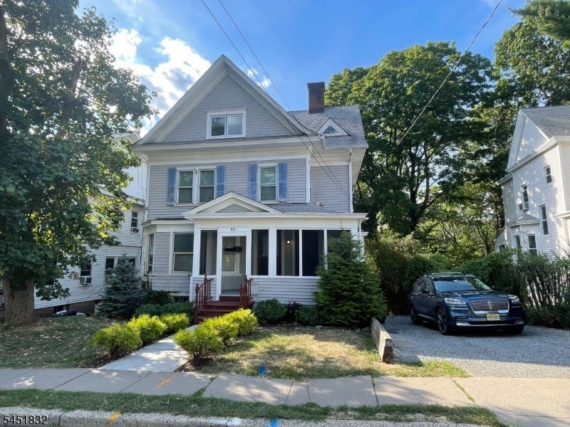 85 Western Ave – photo 1