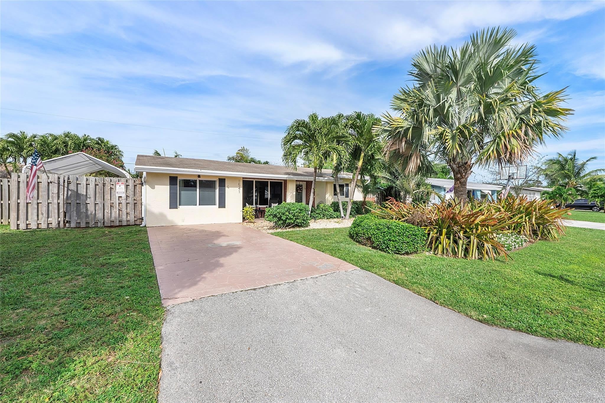 1541 NE 34th Street – photo 1