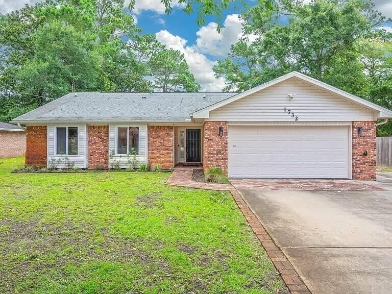 1734 Bayshore Drive – photo 1 of 37