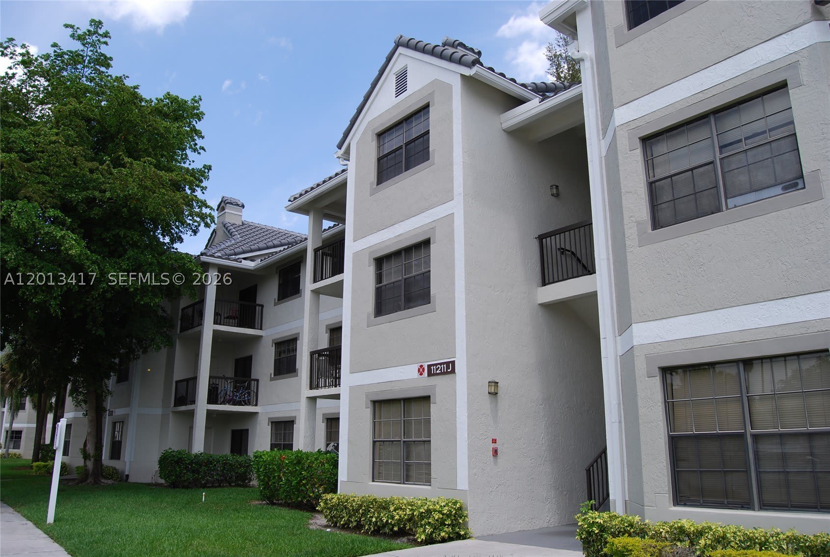 11211 W Atlantic Blvd – photo 1