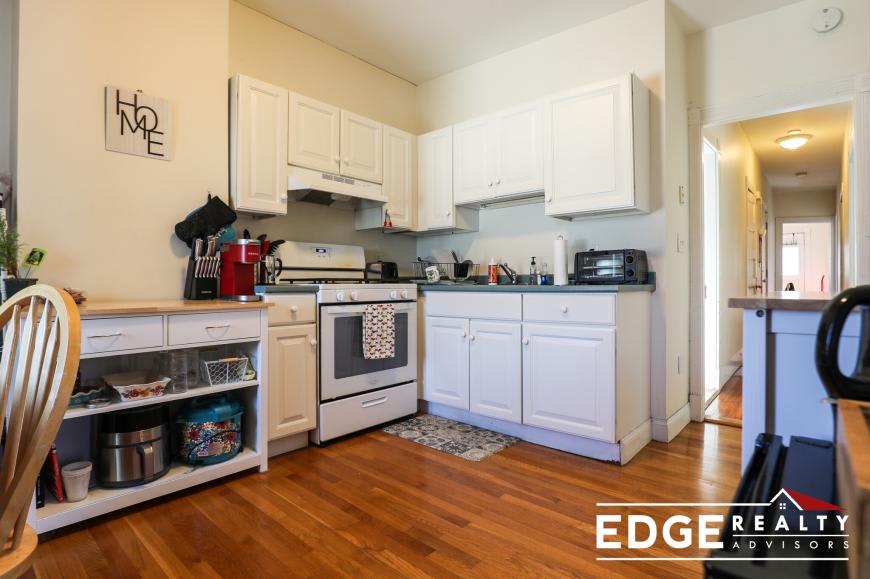 9 Bennett St – photo 1