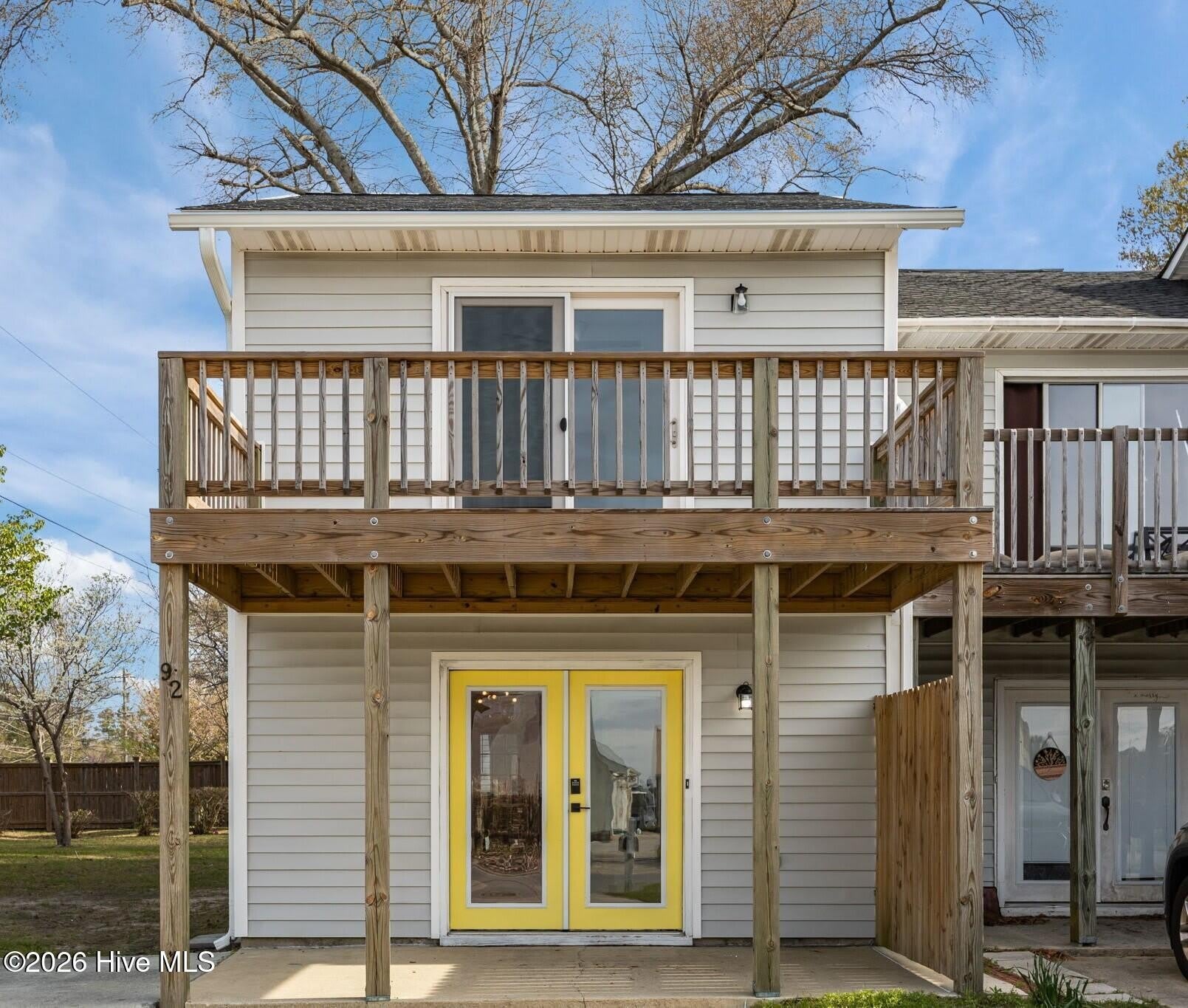 92 Shoreline Drive – photo 1