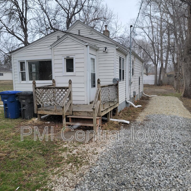 1211 Lewis Ave – photo 1