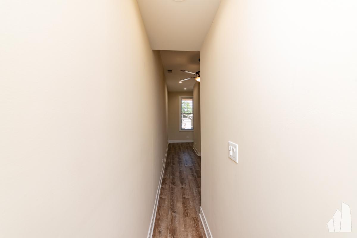 1446 W Lexington, Unit 2 – photo 1