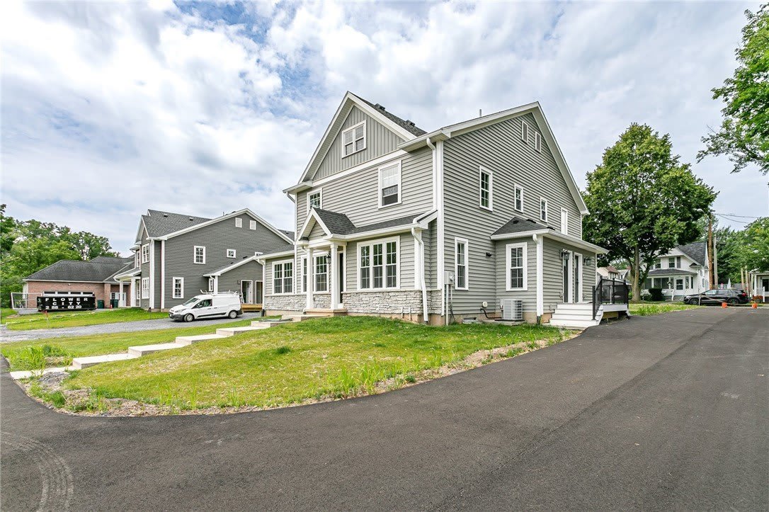 20 Cottage Street – photo 1 of 20