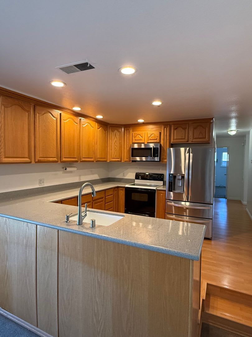 Available Now 4 150 Stunning 4Br 2Ba Family Home In Dublin – photo 1 of 296