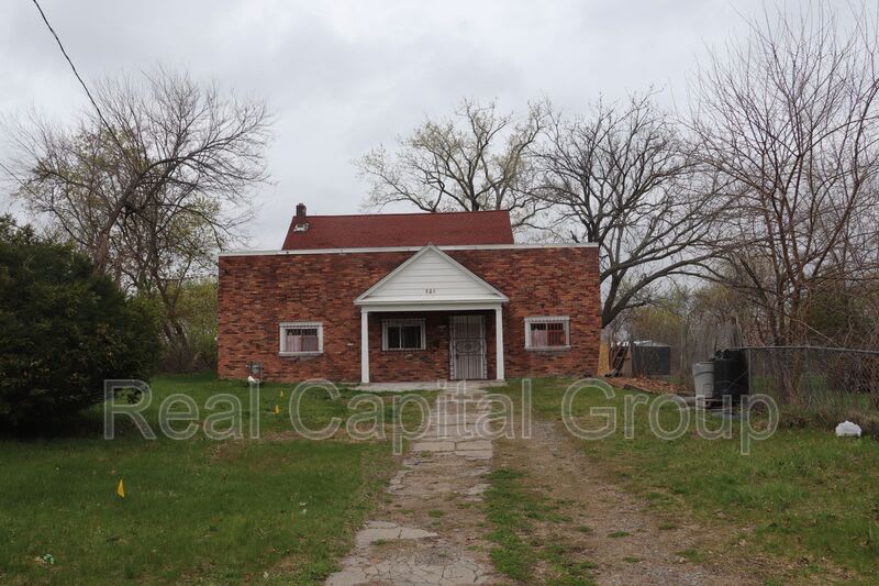 524 Summit Ave – photo 1