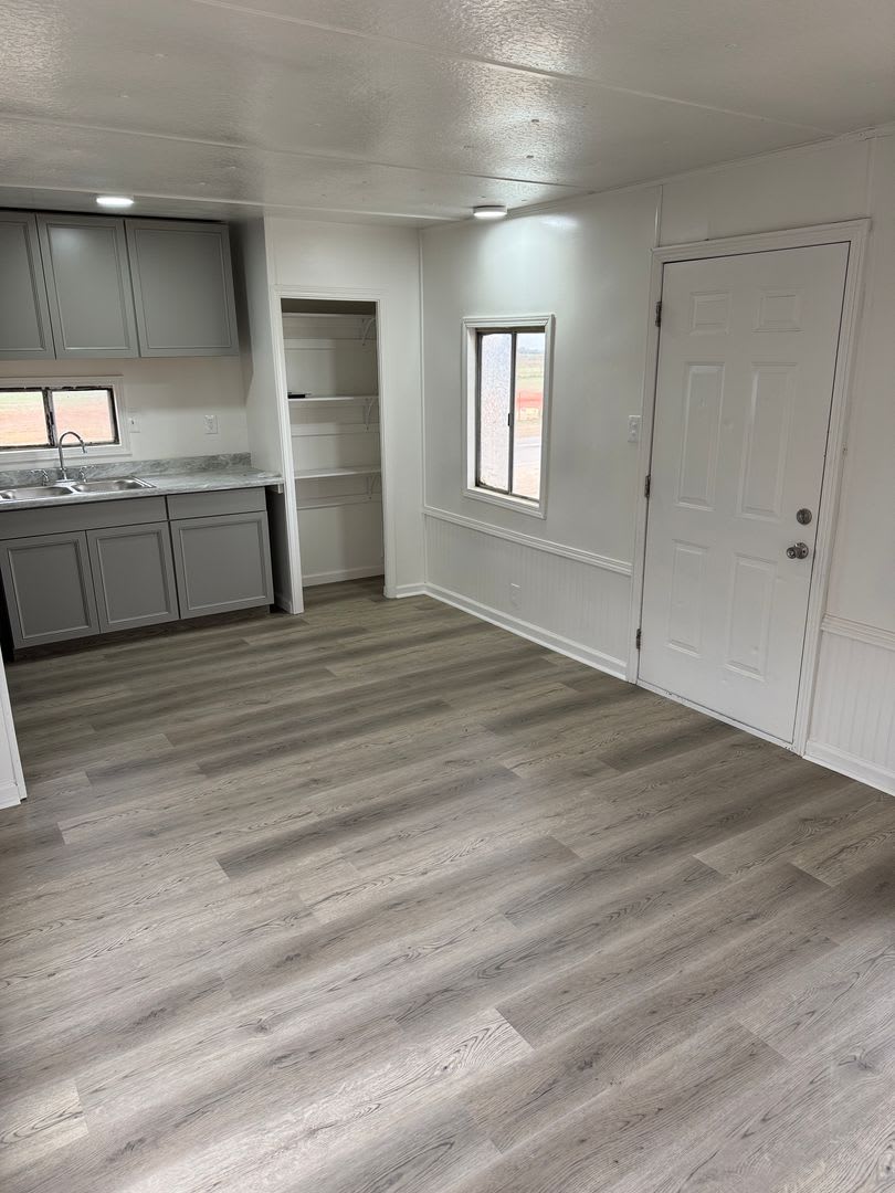 Quant Mobile Home Available In Stevenson – photo 1 of 11