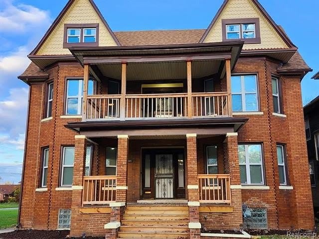 2256 Montclair Street – photo 1