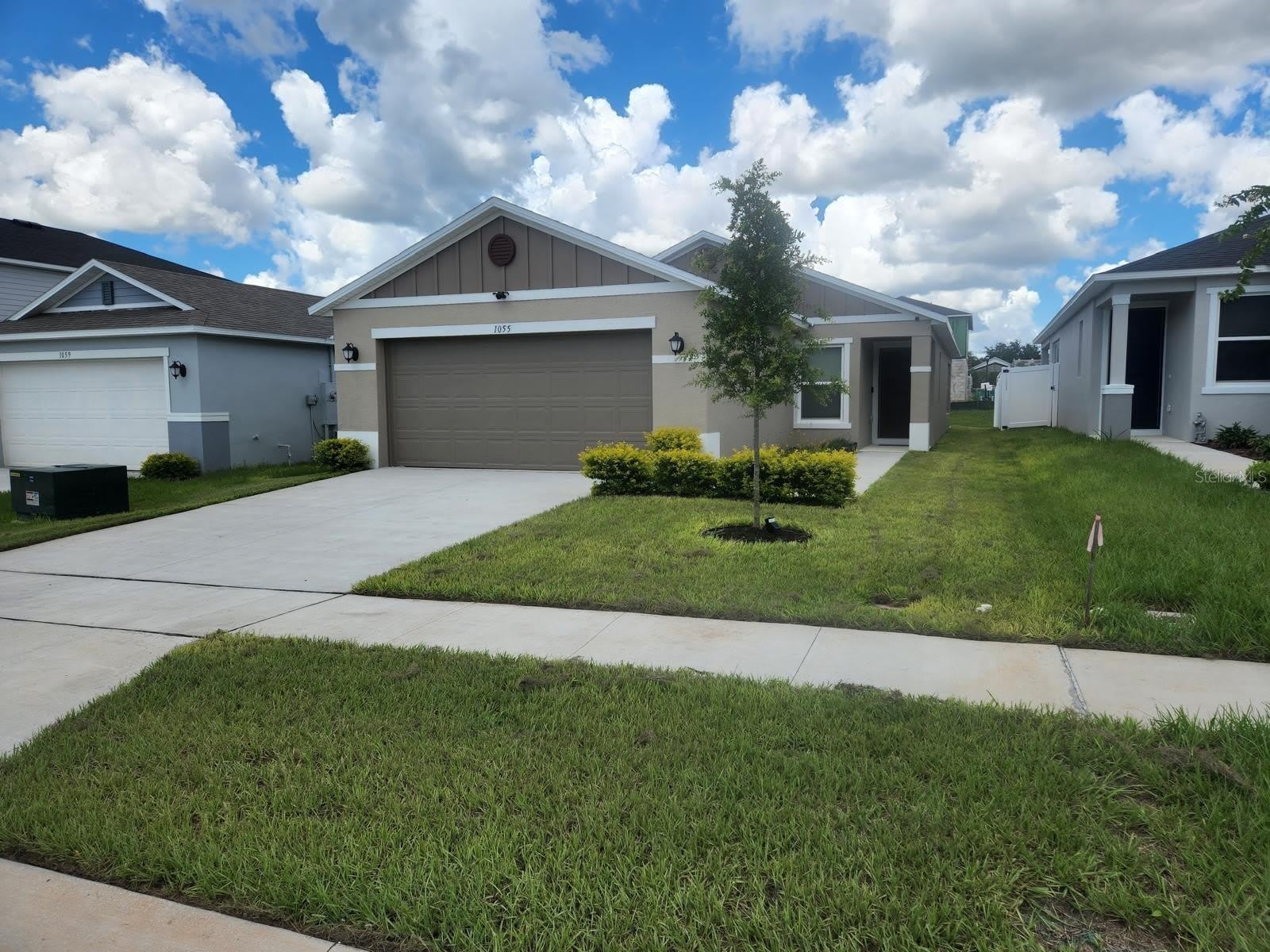 1055 Papaya Circle – photo 1