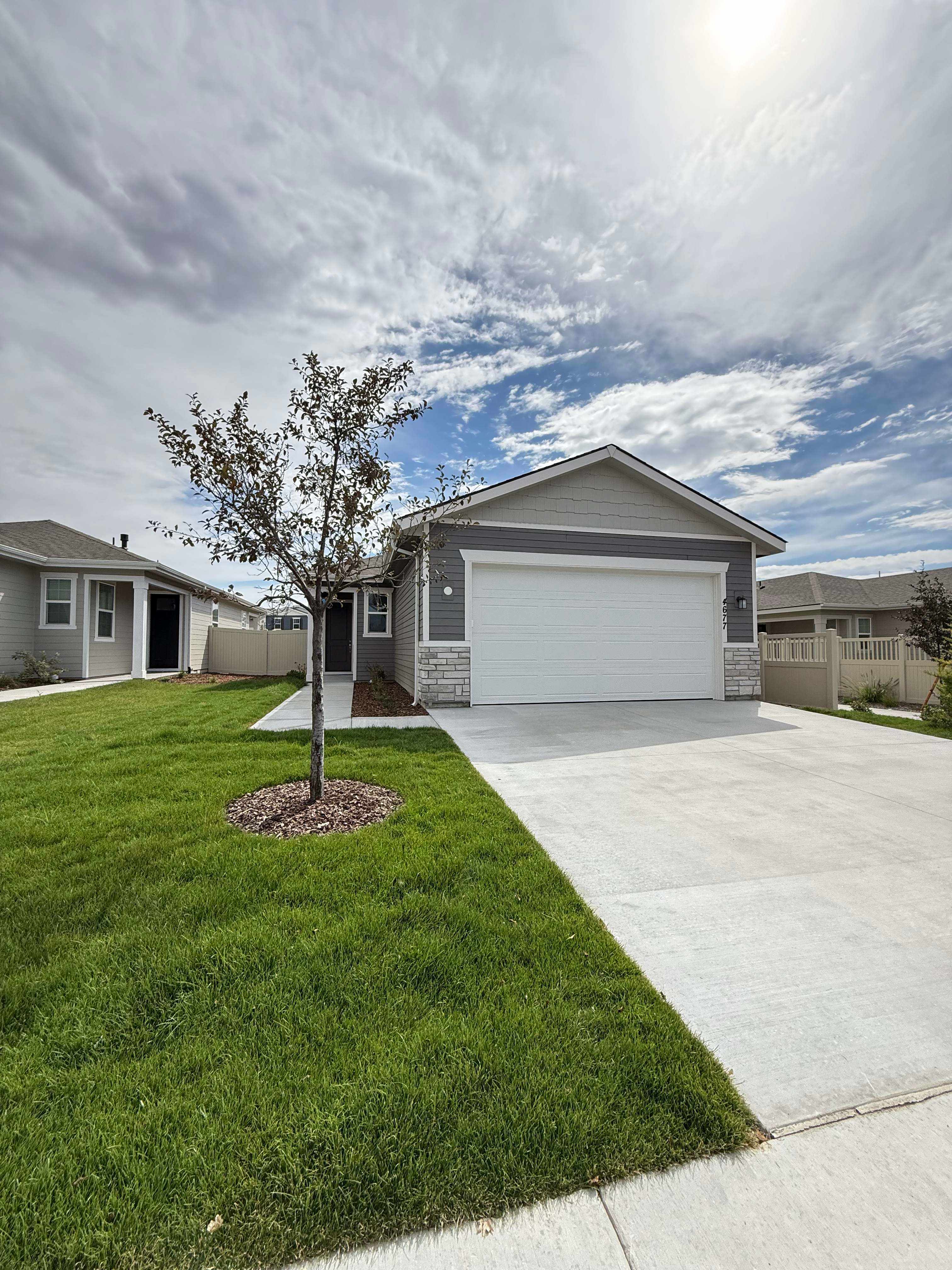 4677 W Quarterhorse Dr – photo 1 of 66