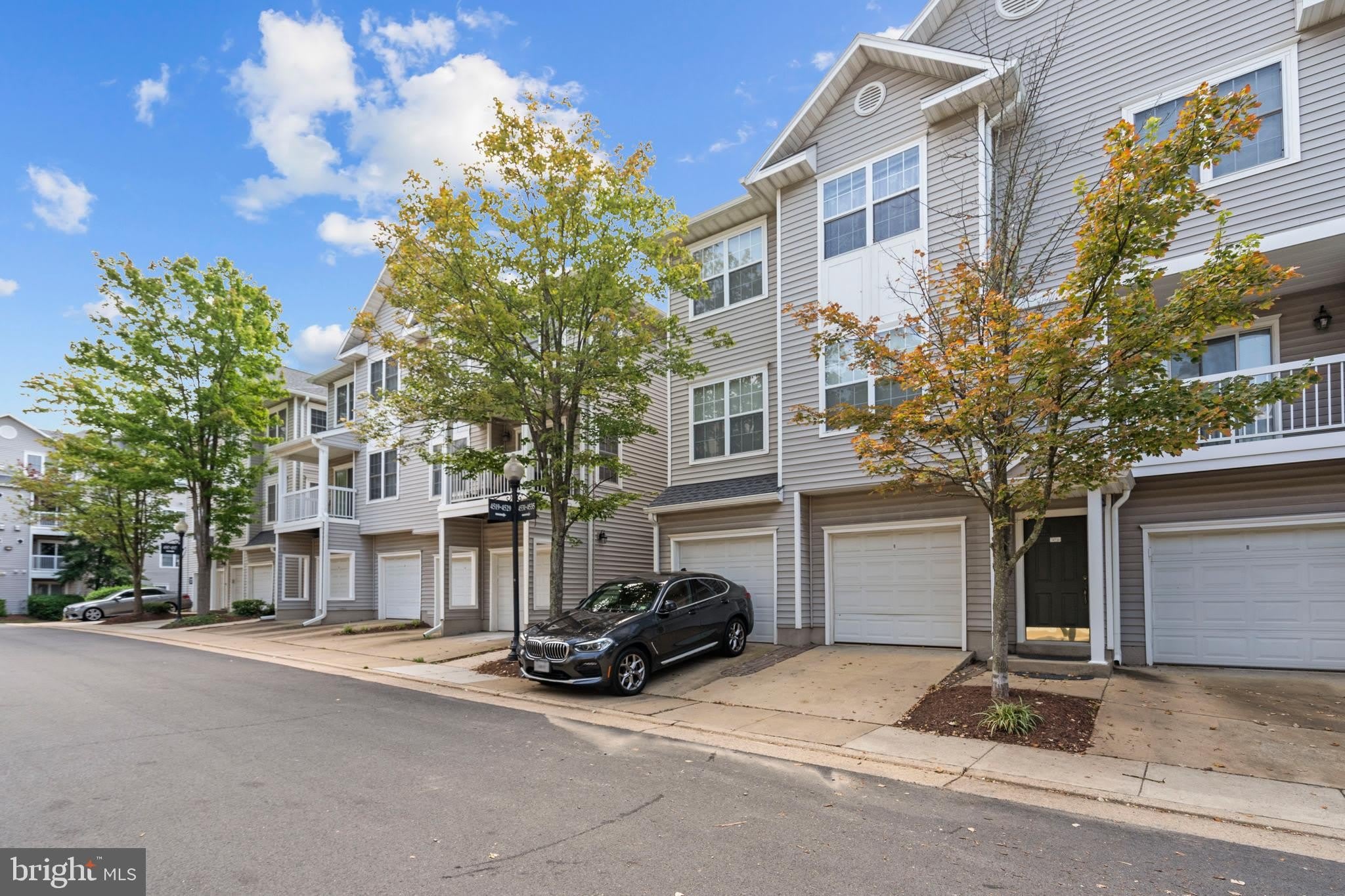 4525 Superior Square – photo 1 of 77