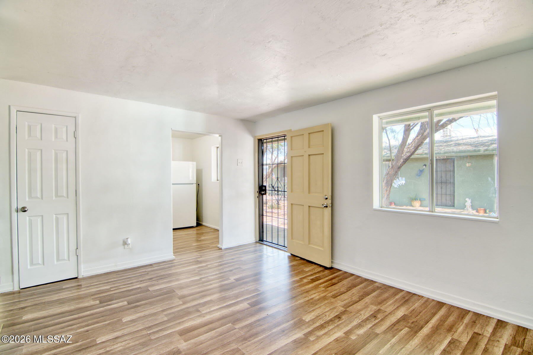 5653 E 28Th Street – photo 1