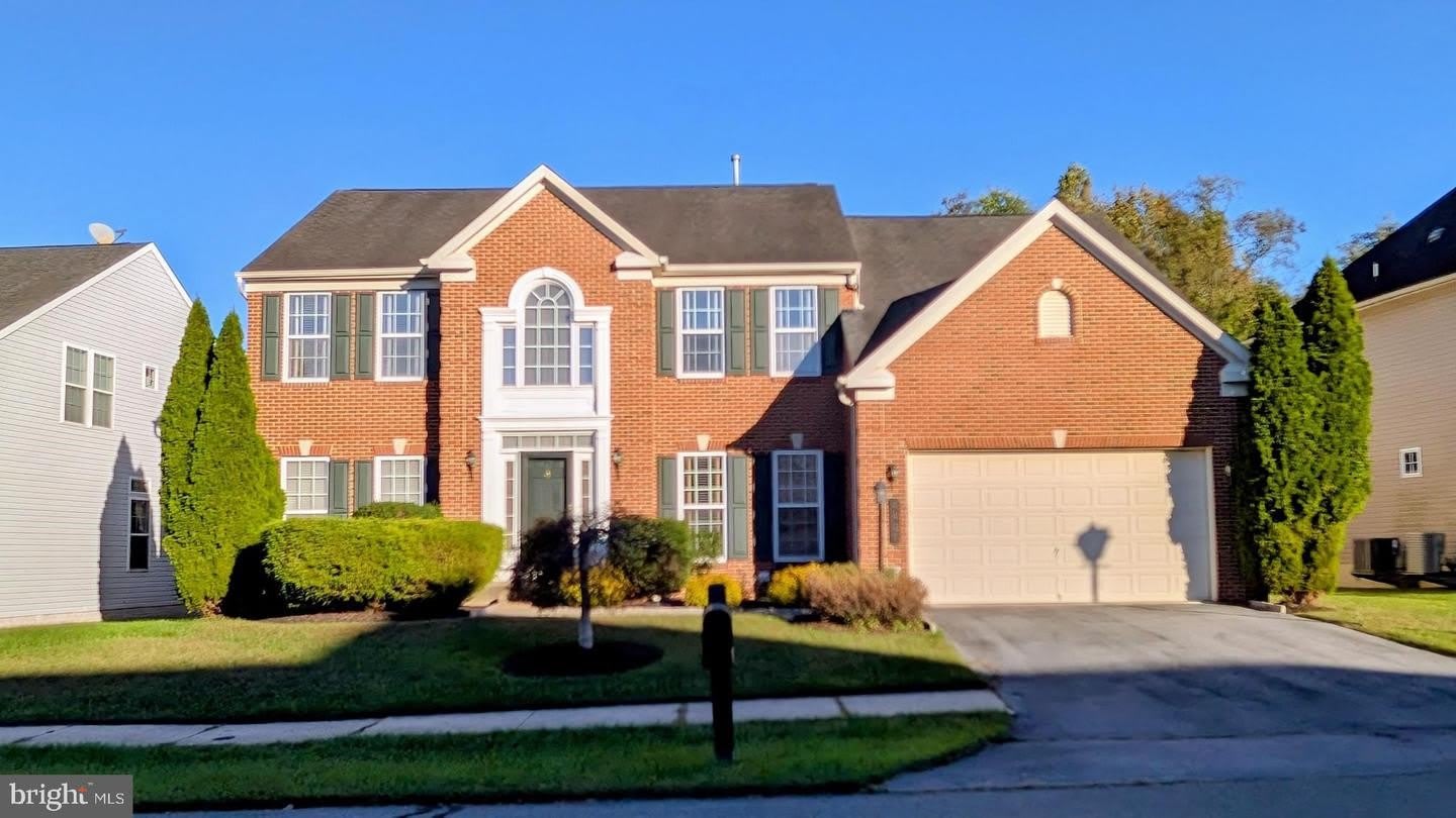 4415 MEDALLION DR – photo 1 of 24