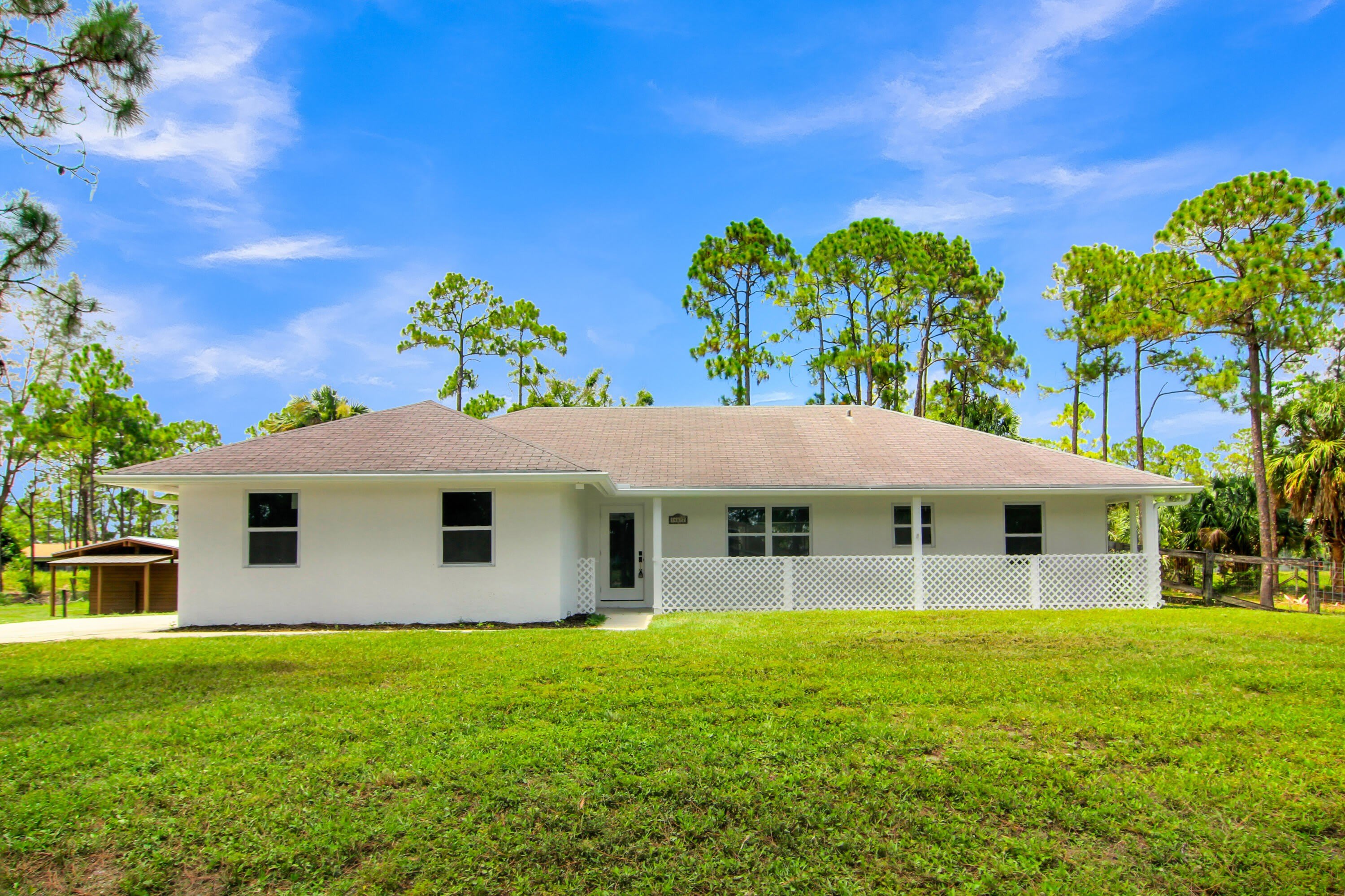 14817 97Th Road N – photo 1