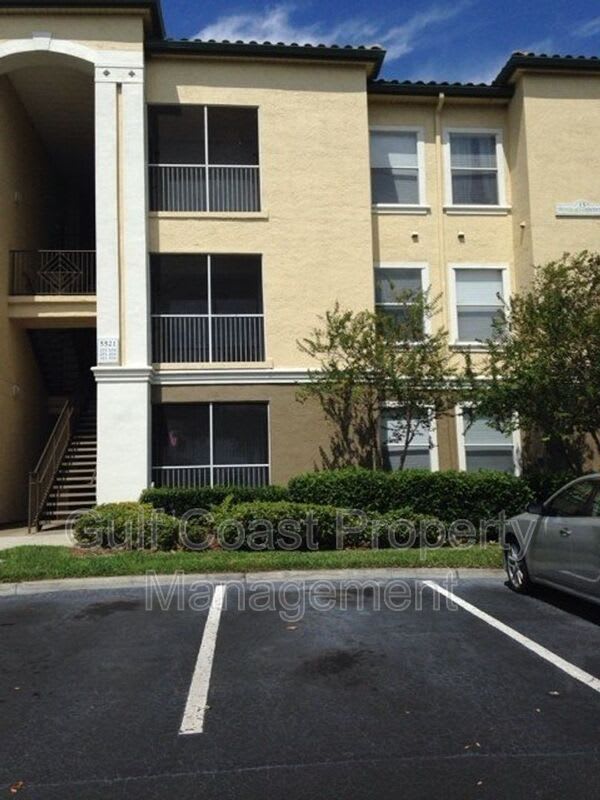 5521 Legacy Crescent Place – photo 1