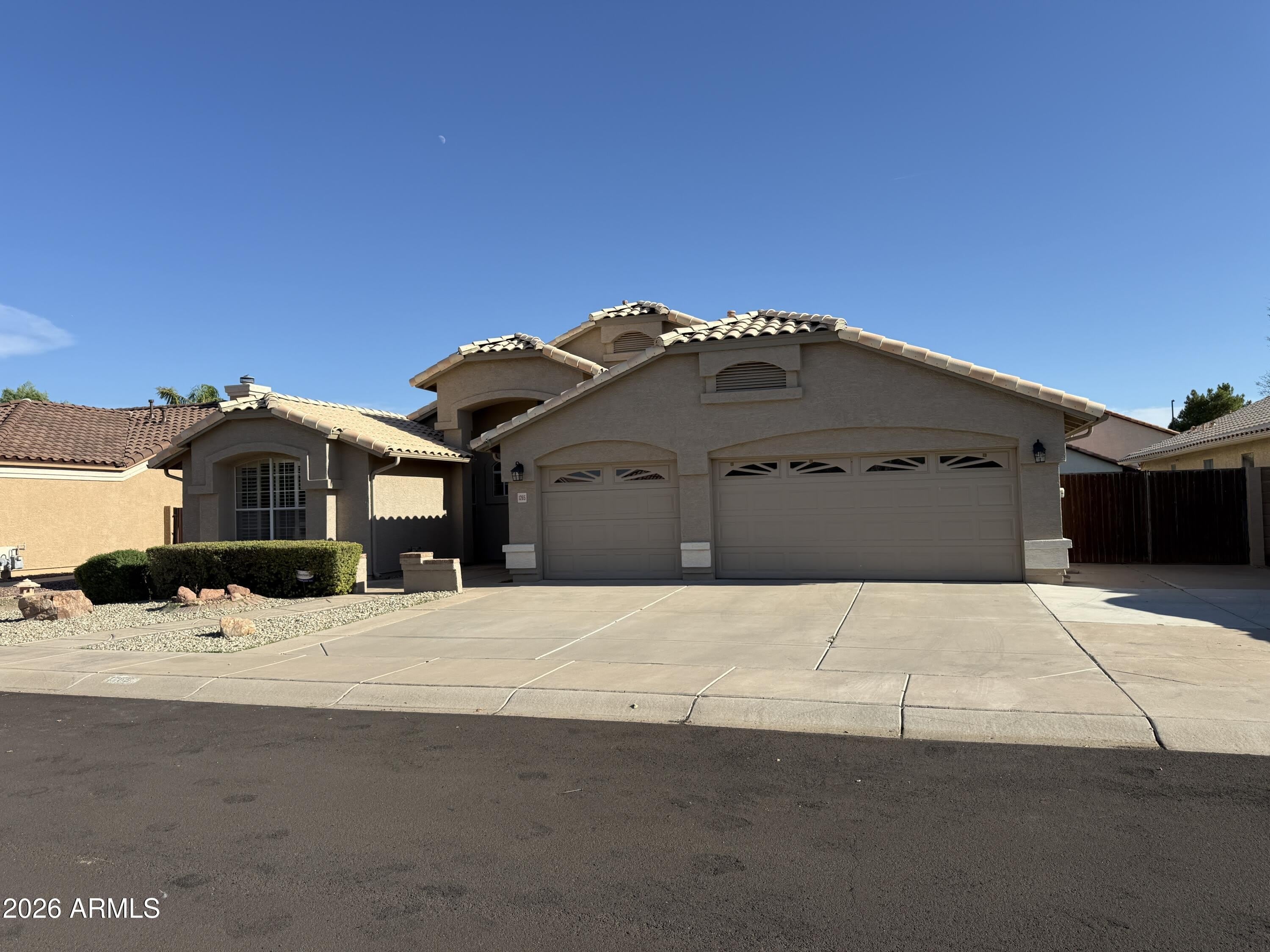 1265 E SPUR Avenue – photo 1