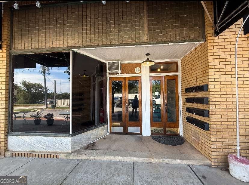359 Railroad Street – photo 1 of 7