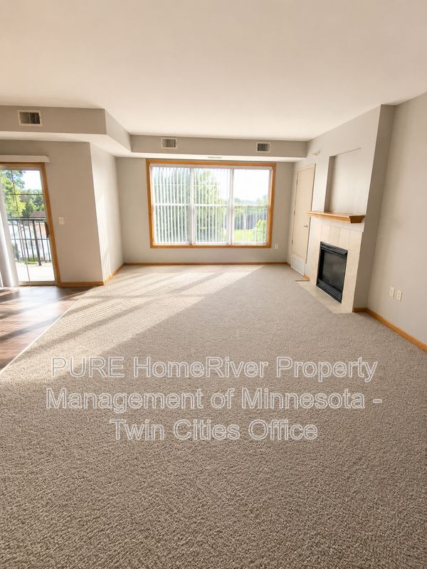 1800 Graham Ave – photo 1
