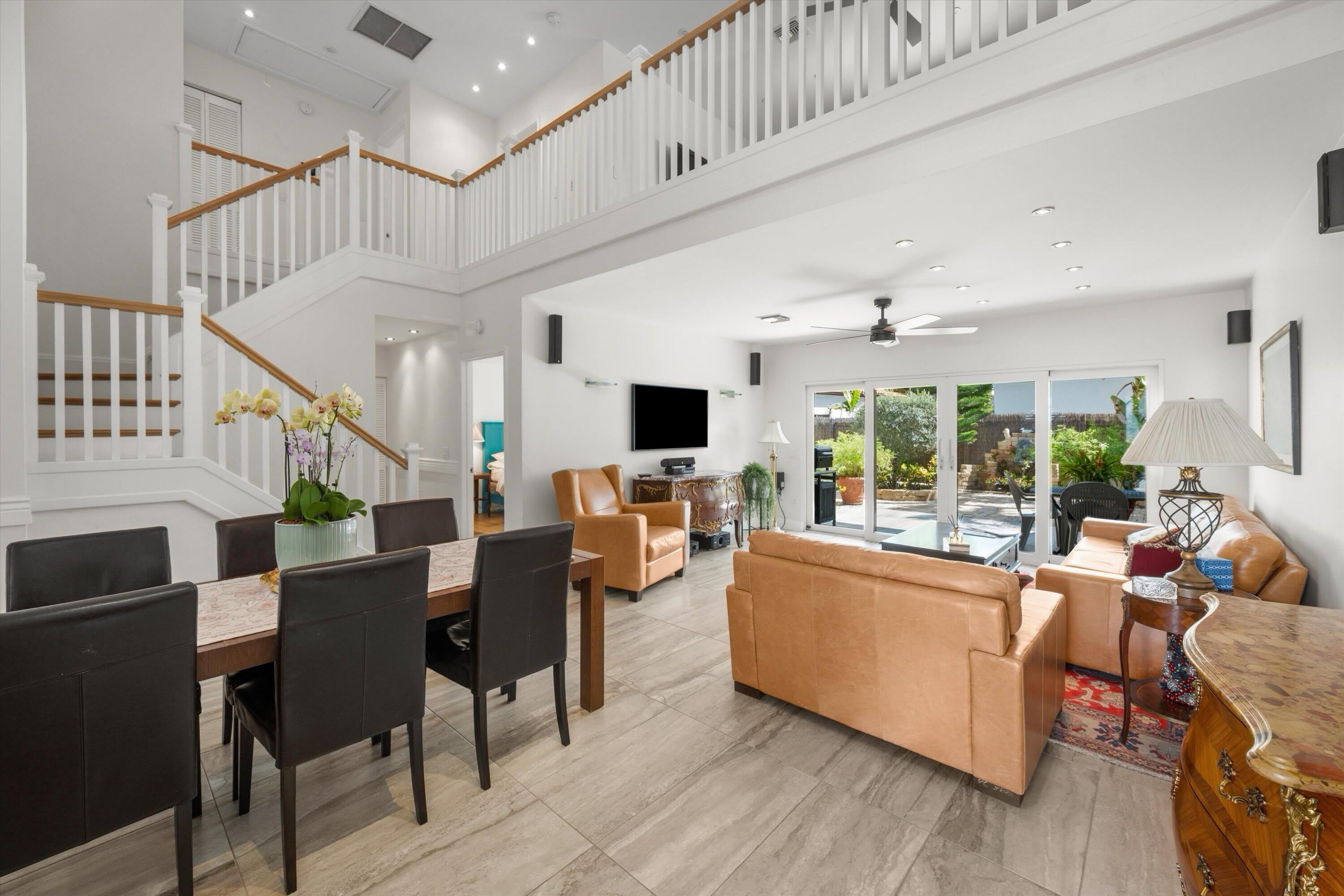 13514 Fountain View Boulevard – photo 1
