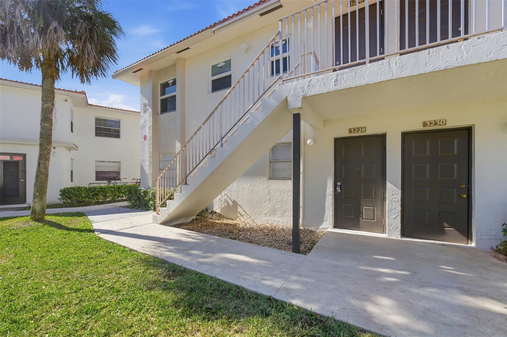 3228 Coral Ridge Drive – photo 1