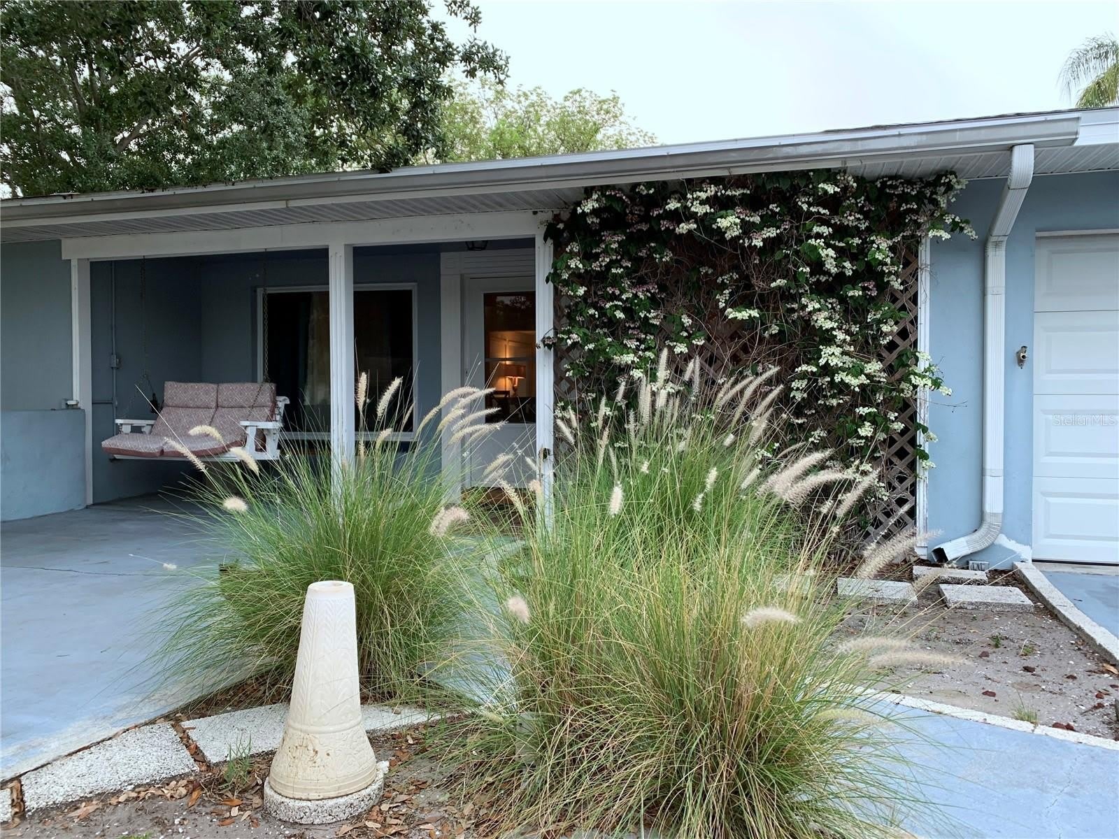 1750 DRUID Road E – photo 1