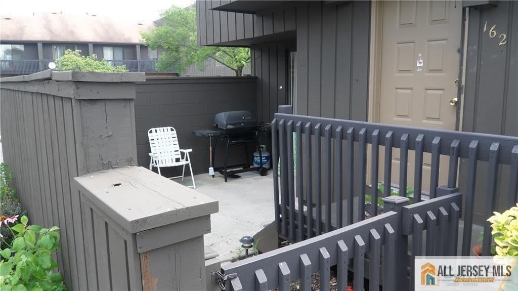 162 Westgate Drive – photo 1 of 255