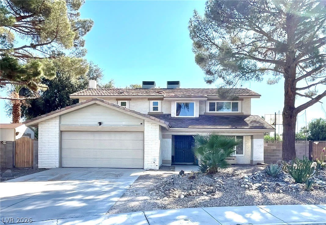 2246 Windsor Drive – photo 1
