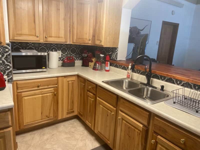 809 Douglas Unit 2 – photo 1 of 7