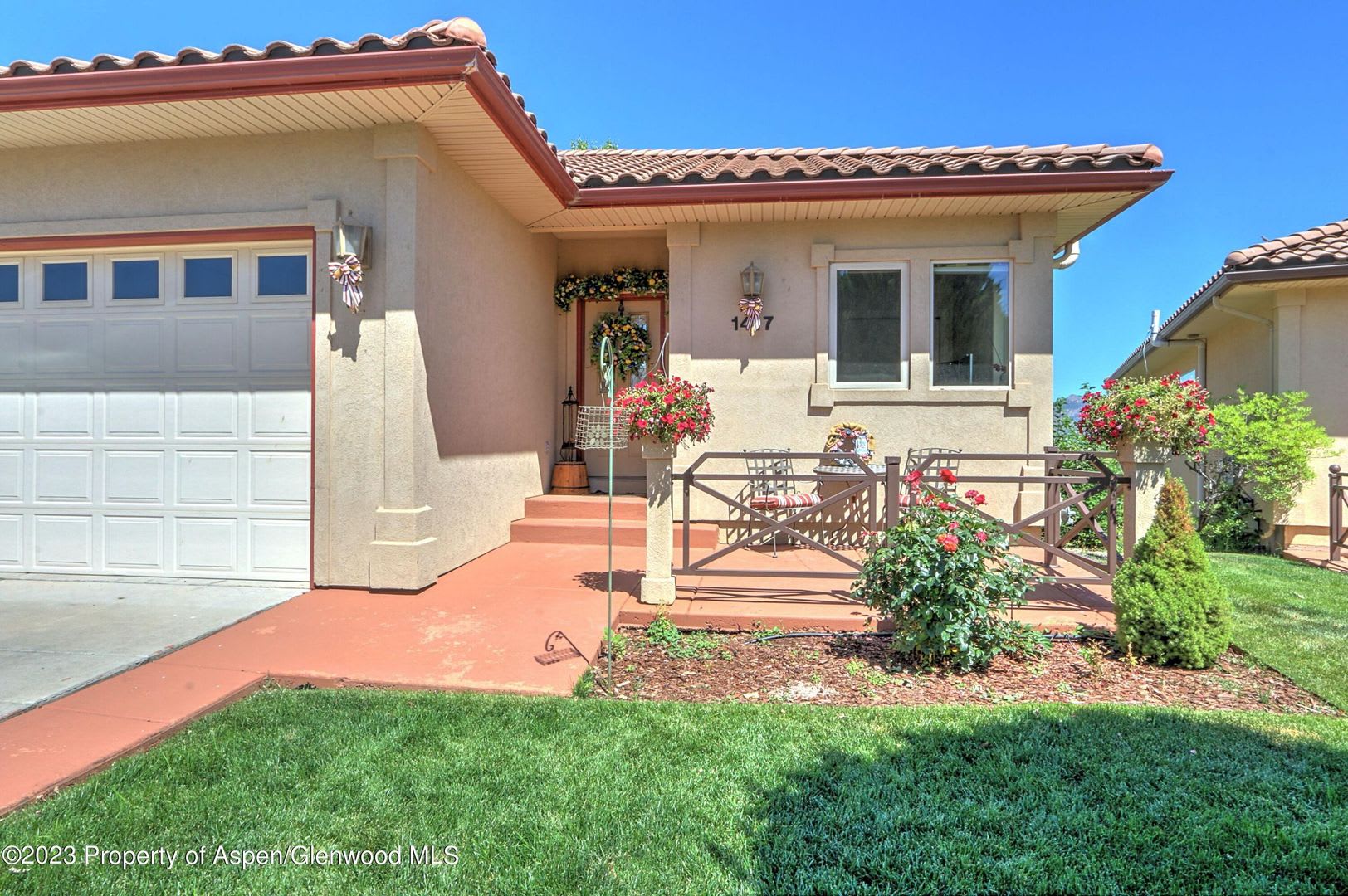 Townhome in Rifle! – photo 1 of 20