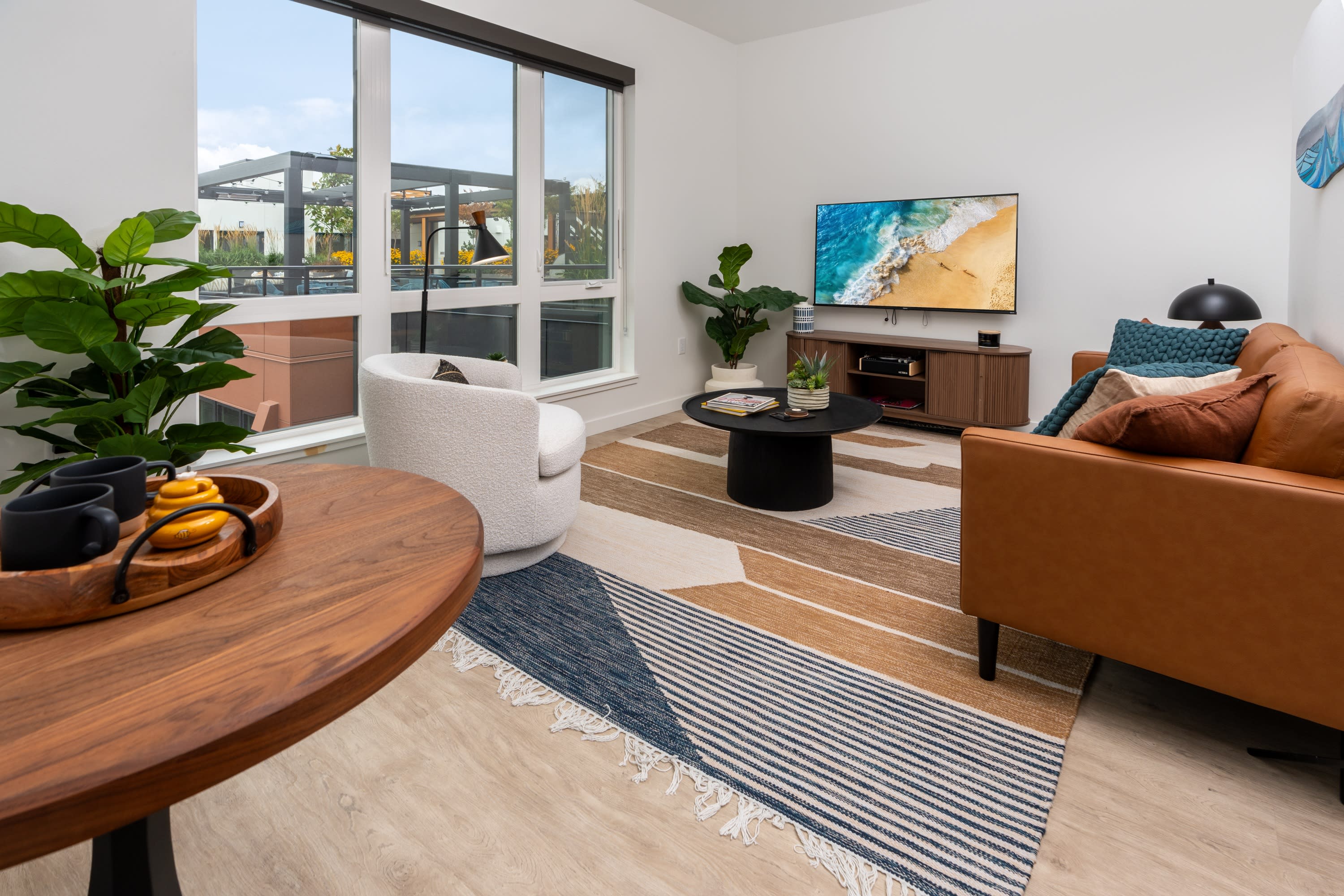 Copal Bellevue Apartments – photo 1