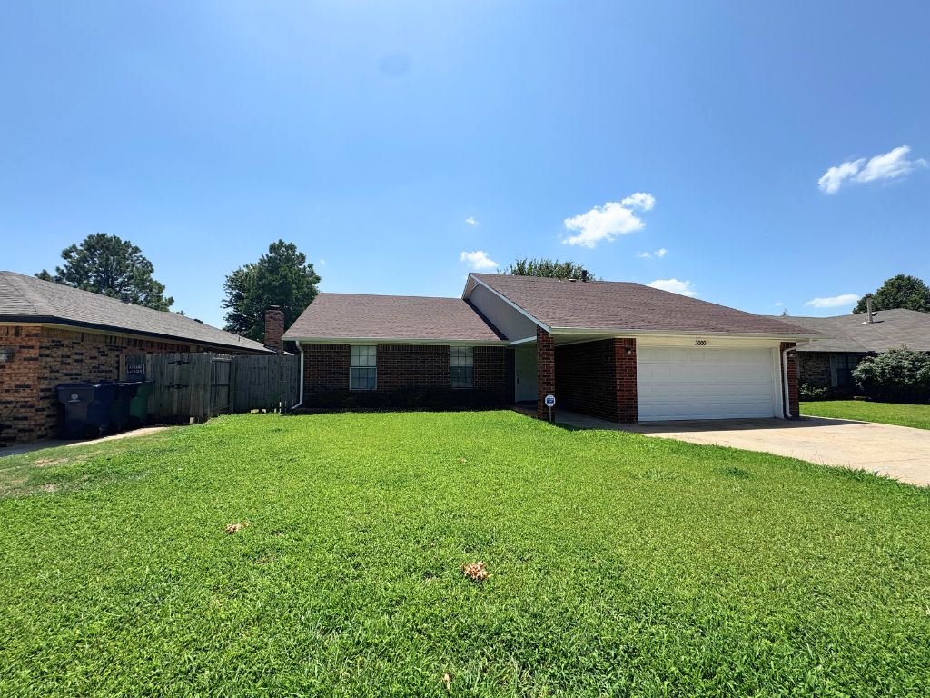 3000 SW 129th St – photo 1