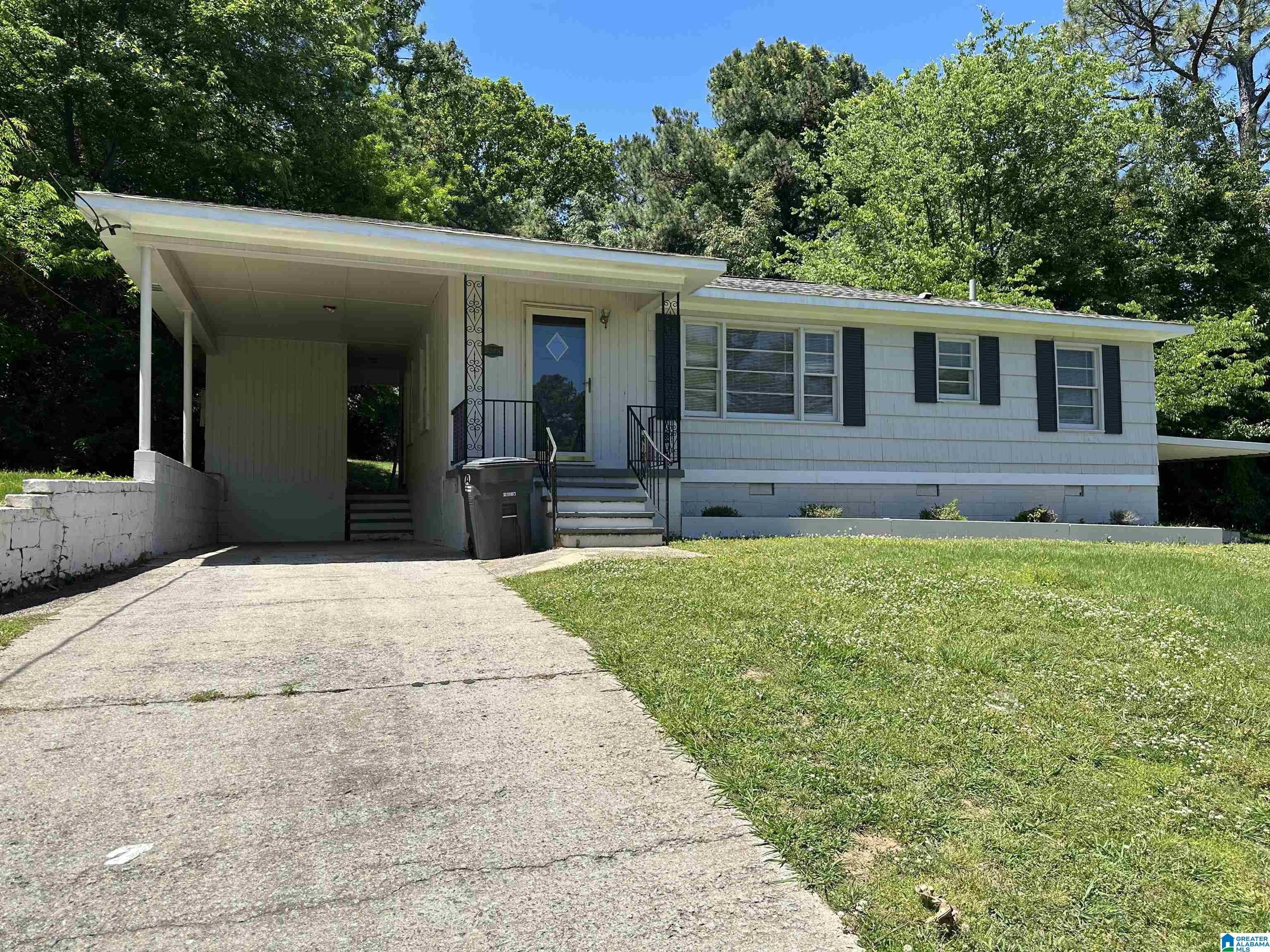 2228 5Th Street – photo 1 of 8