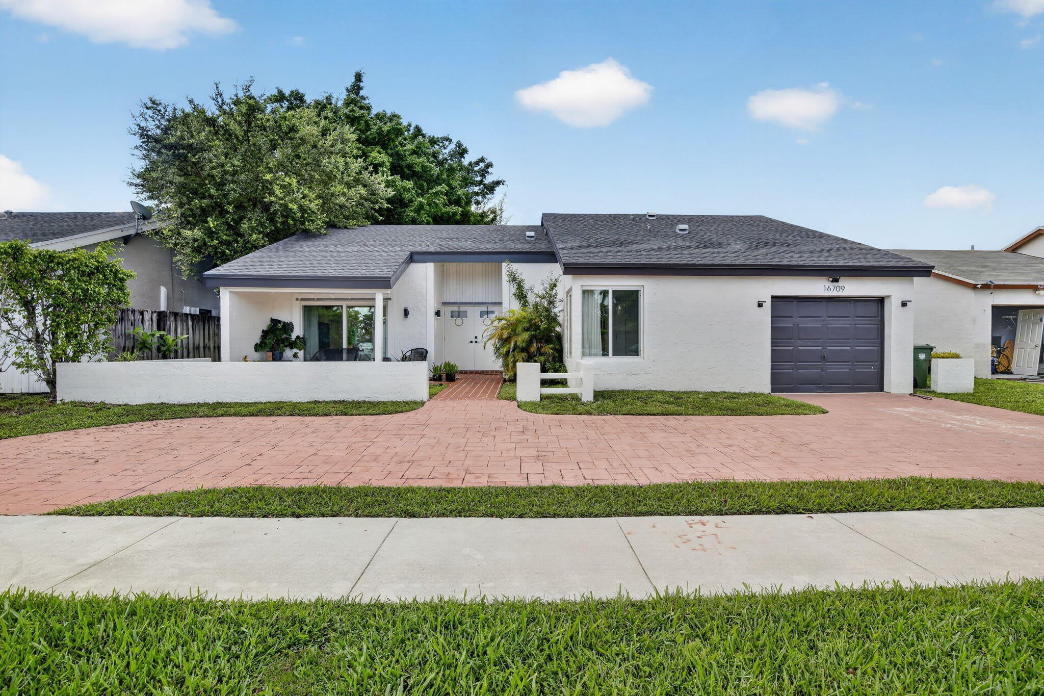 16709 SW 5th Court – photo 1