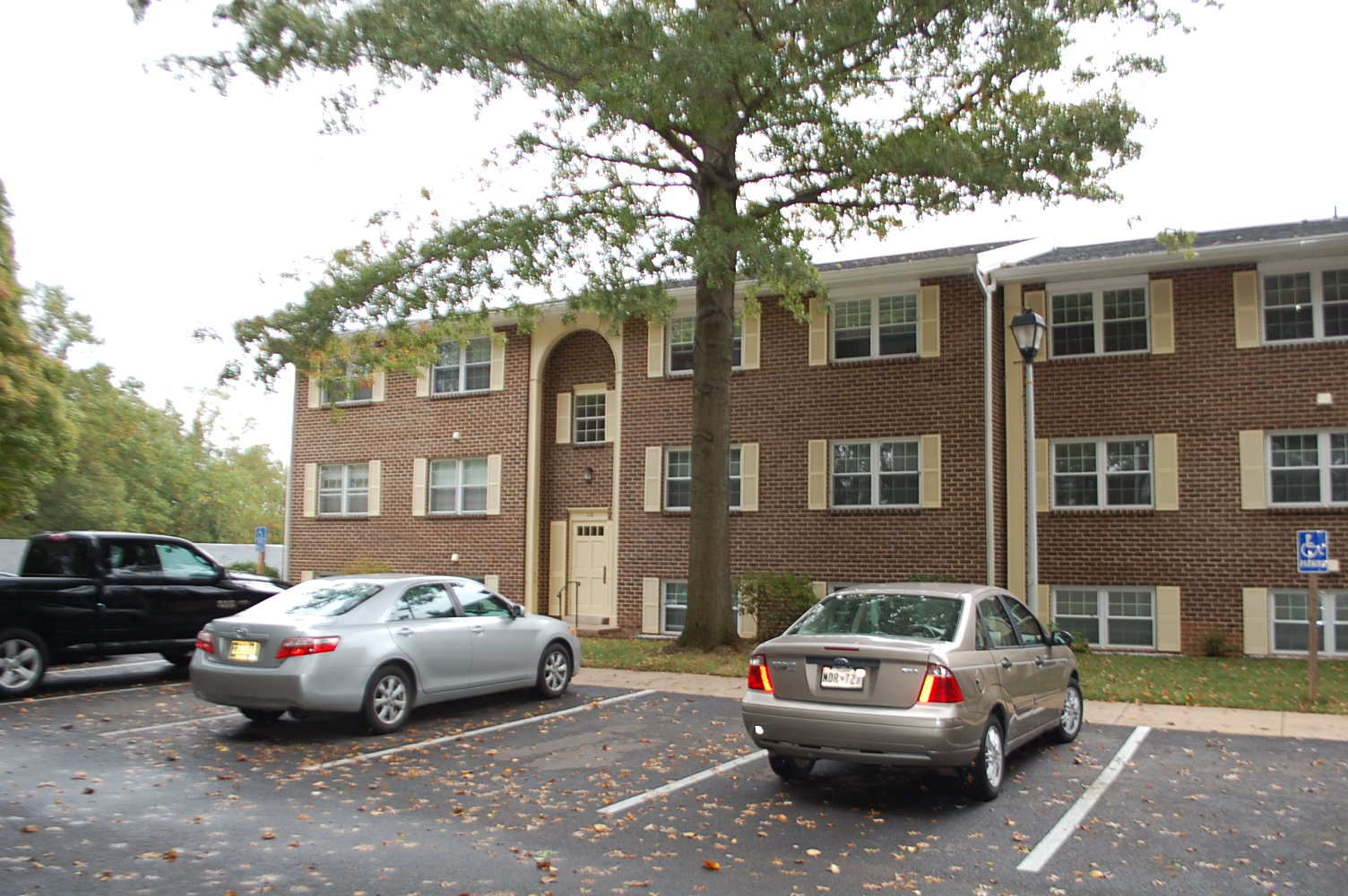 Bel Air Hickory Hills Condo – photo 1 of 140