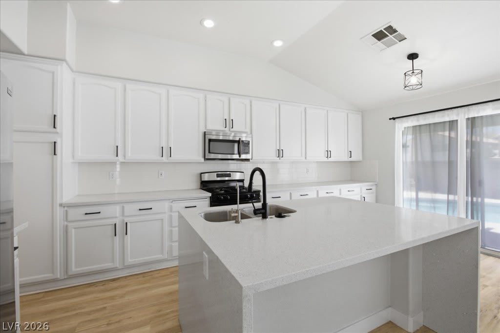 9569 Teton Diablo Avenue – photo 1