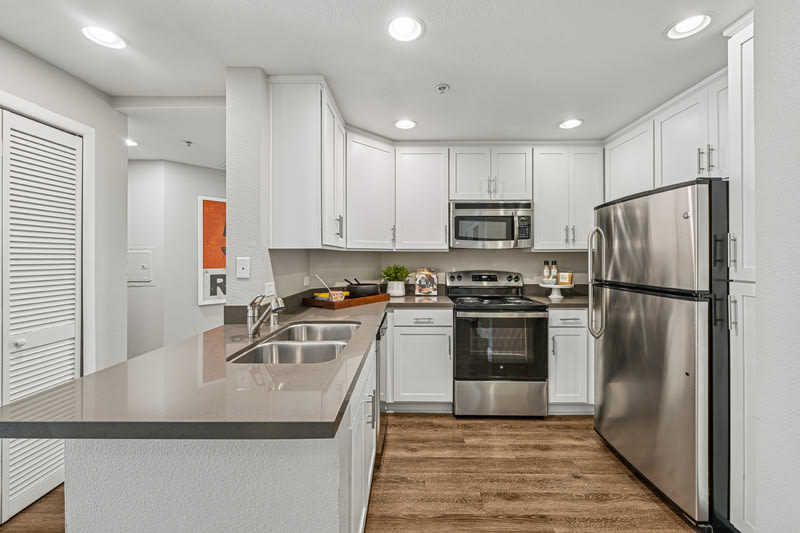 Anara Santa Monica – photo 1