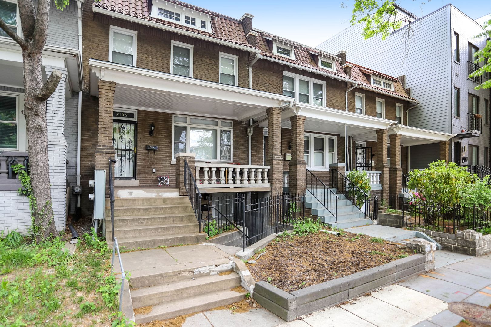 2Br Basement Apartment Brightwood – photo 1