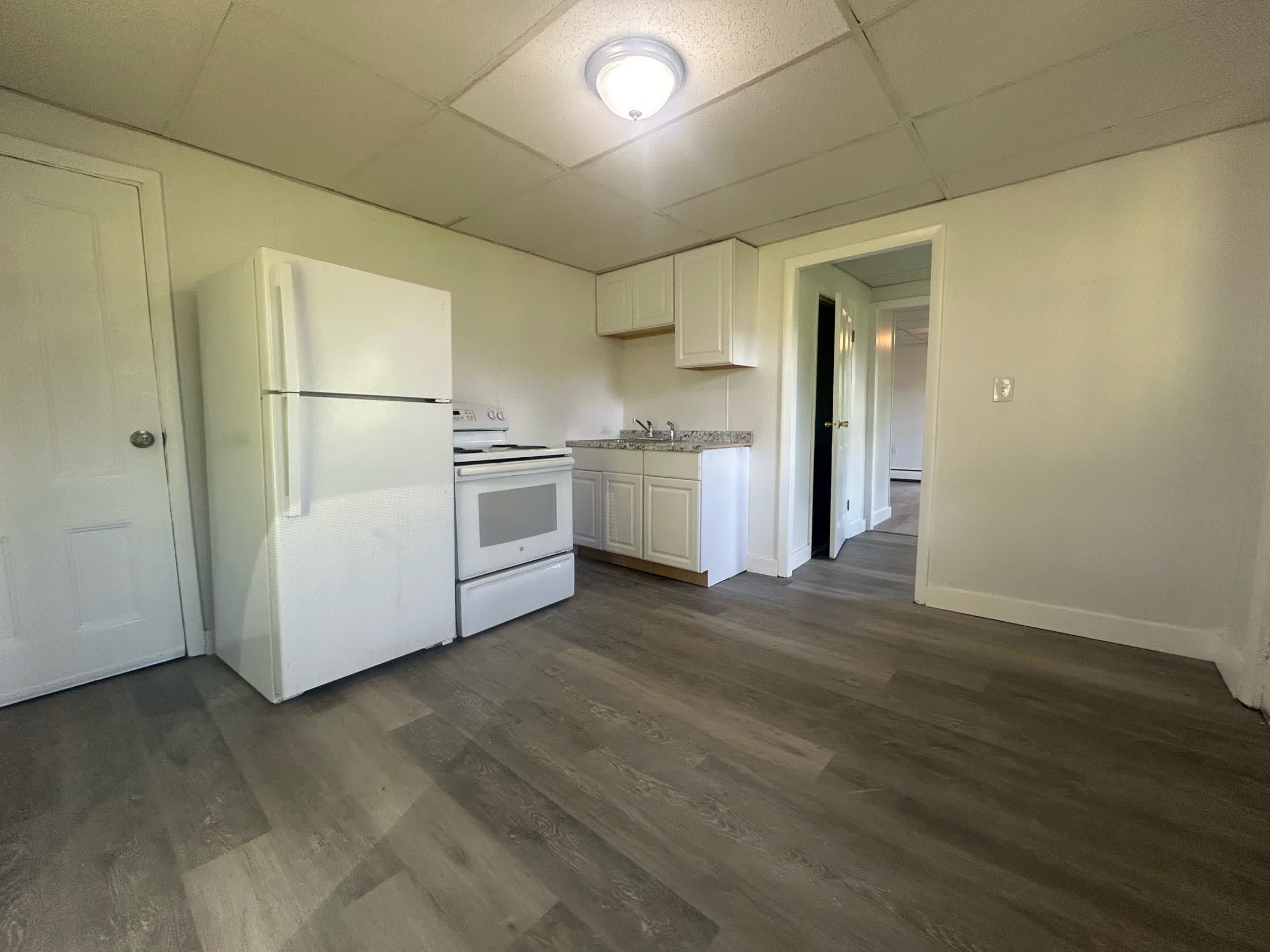 286 Walnut Street – photo 1 of 6