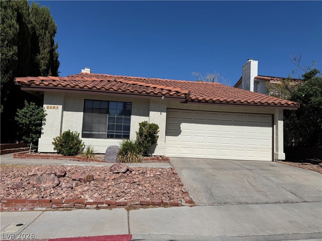 2507 Berwick Court – photo 1