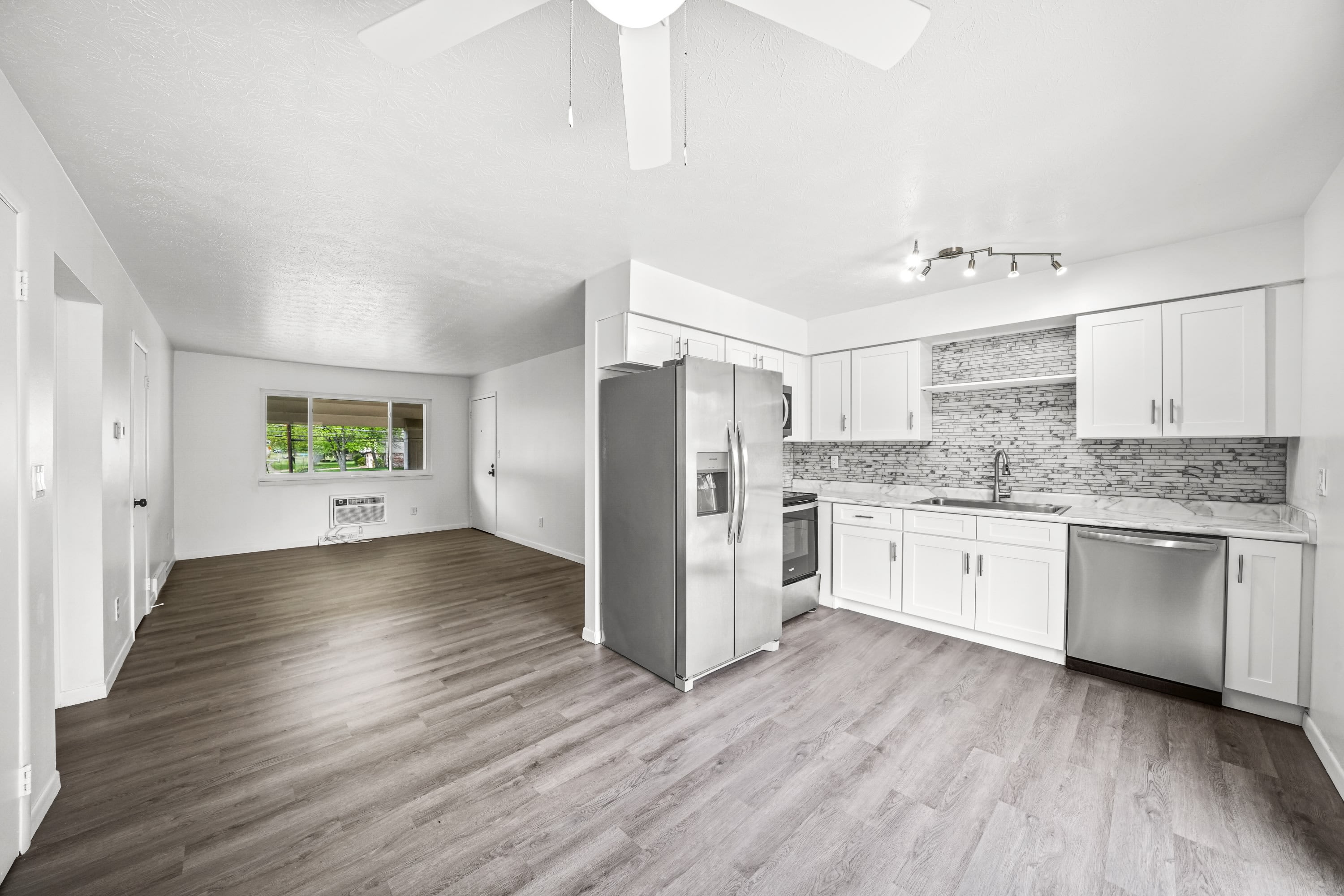 4707 Fishcreek Road – photo 1