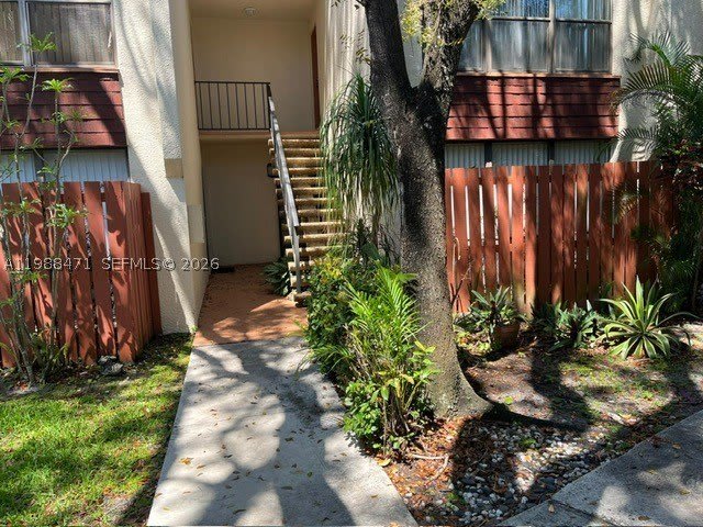 301 N Pine Island Rd – photo 1